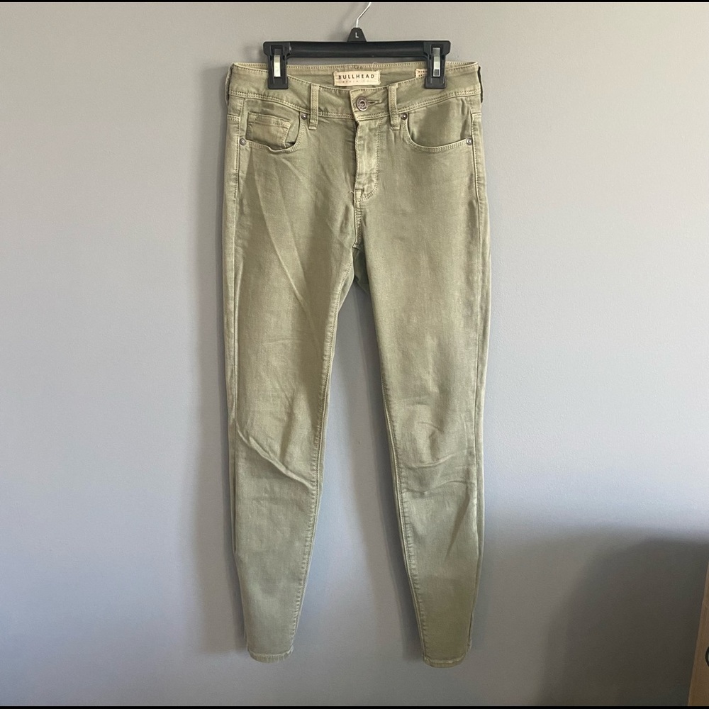 Bullhead high rise skinniest olive green denim pants